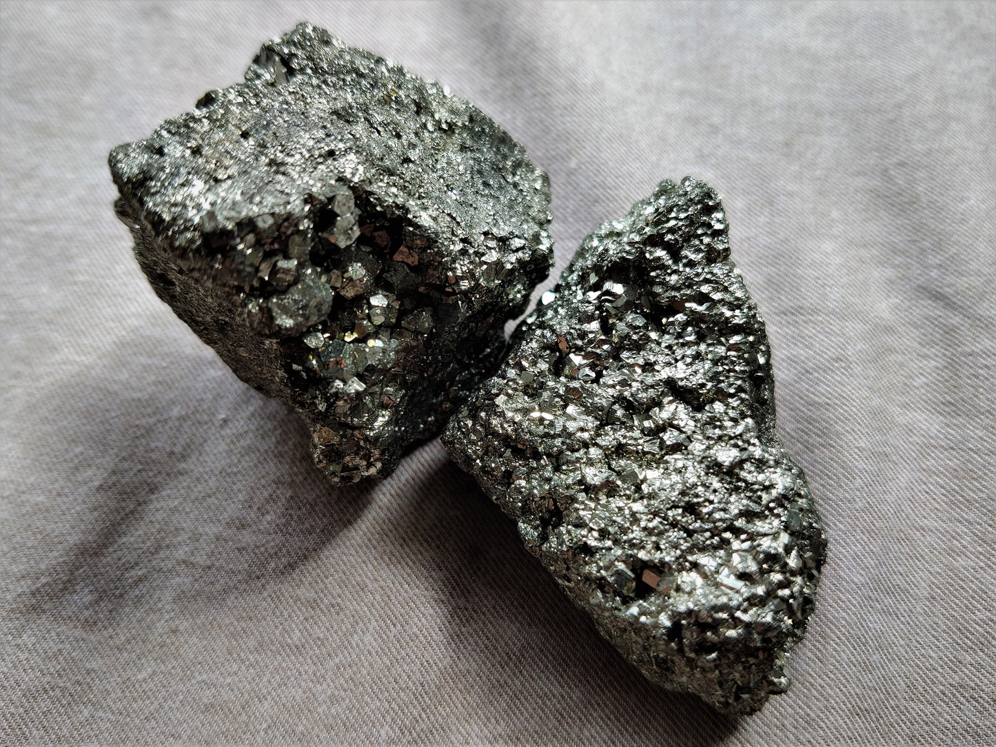 Piritas neapdirbtas